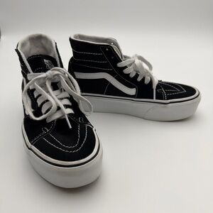 Vans Sk8-Hi Tapered Stackform Black and White Sneaker Platform Women  7.5